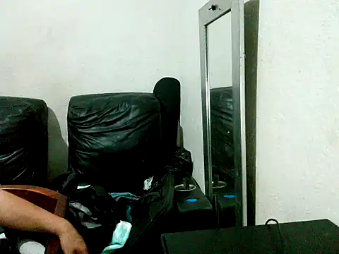 AndreaSissySlut – webcam-show