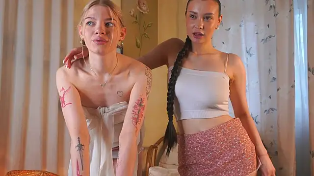 XXX chat uživo modela YuonneSpriggle