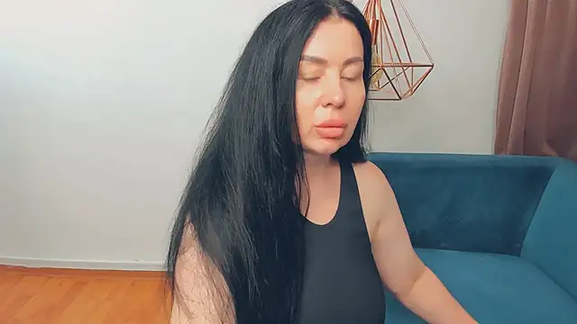BrilliantGirll's Live XXX Chat