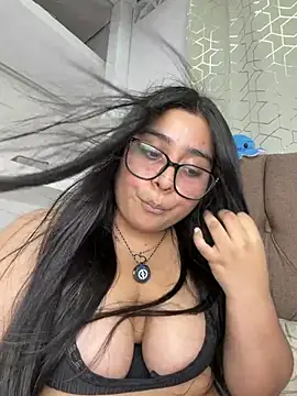 virginbrunette99 XXX чат на живо