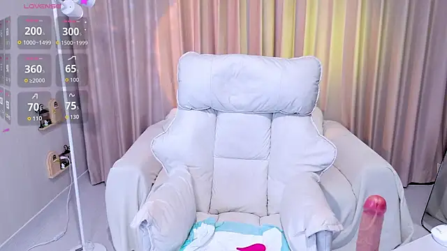 YangYang-0805 Chat XXX in diretta