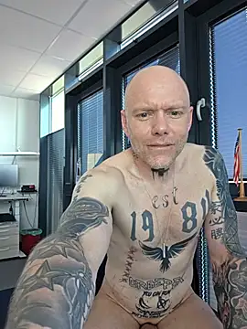 BeYourToy Webcam-Show