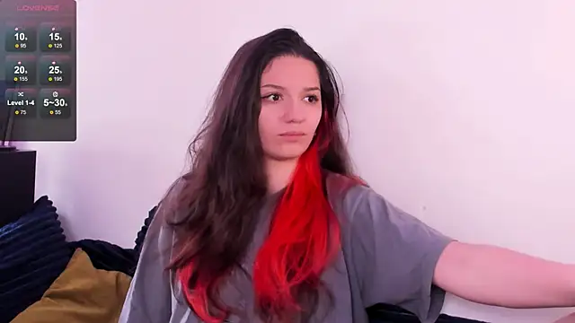 צ'אט XXX בשידור חי של miabellee_