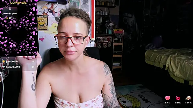 Chat +18 de LisaFoxy_y ao vivo
