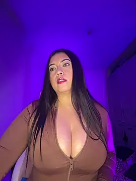 แชท XXX สดของ cami_ortiz__