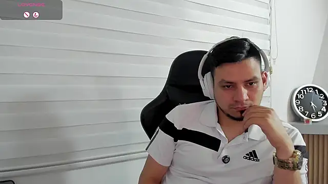 Chat XXX ao vivo de Rick_Adams