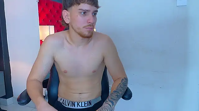 Chatroom XXX en direct de Stefano_Moretti