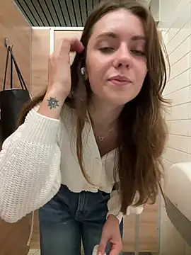 Chat +18 de MariiD ao vivo