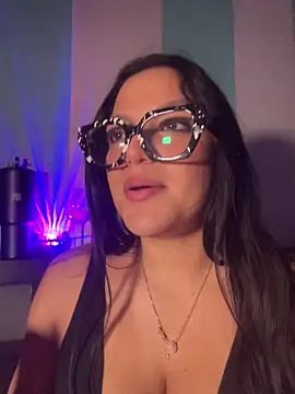 alilith's Live XXX Chat