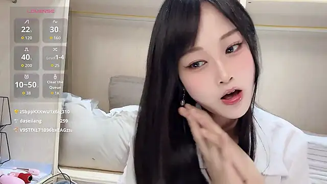 yueyue2003 在線直播表演