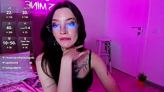 Chatroom XXX en direct de IvyDainty