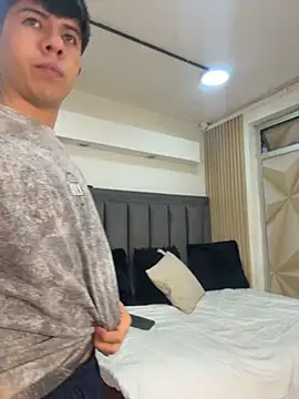 Živý XXX chat Mathyw_Mont