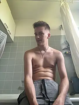 Toyjungee Live XXX-Chat