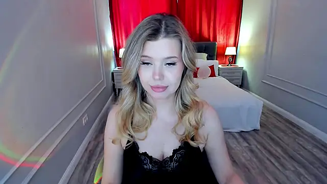 FollowLovee's Live XXX Chat