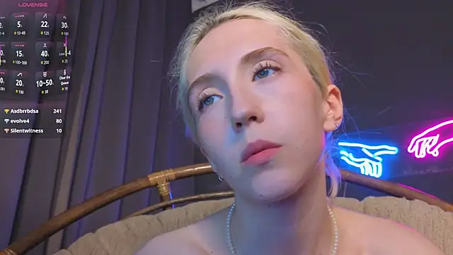 Elen__MooreのライブXXXチャット