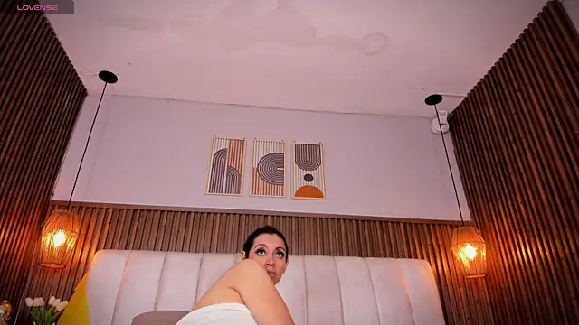 Chat +18 de PerlaPreciosa ao vivo