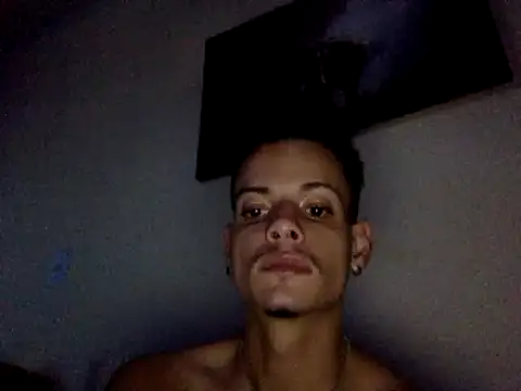 OMllkSafadoDOT webcam show