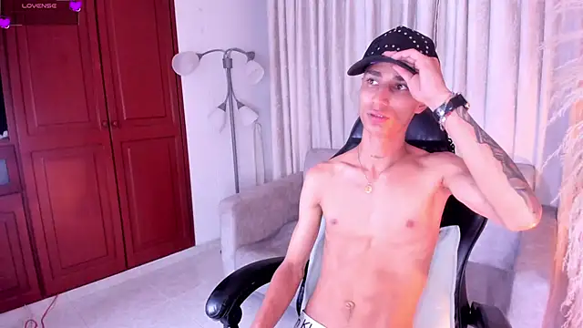 LucasJhonson_ live XXX chat