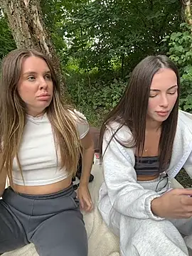 _Monic_ – Naživo XXX chat