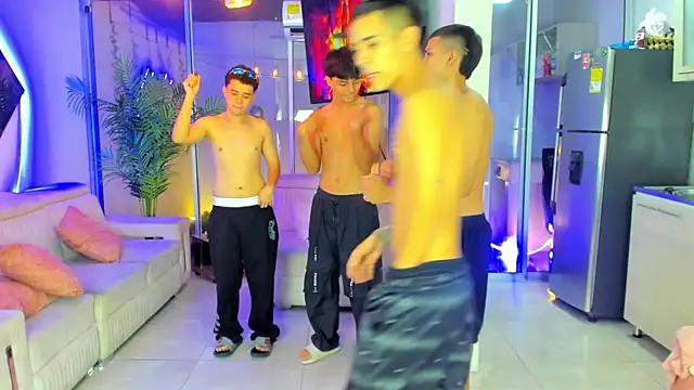 Онлайн чат XXX Houseofwarrios