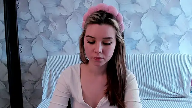 XXX chat uživo modela sofia_next_daddy