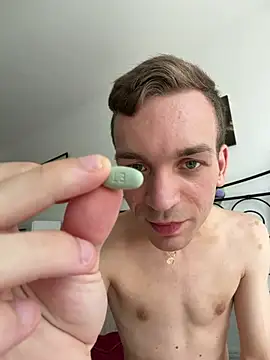 nick_subvyx Adlı Modelin Canlı XXX Sohbeti