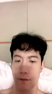 CouplingCry Webcamshow