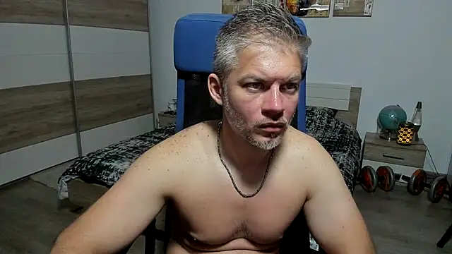 Pokazy przed kamerką – RobbyShawz