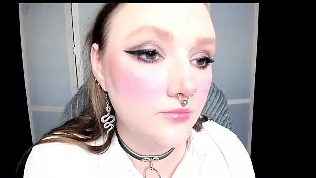 Chat XXX en directo de YourDyingBride