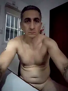 Alejandro83bsf Chat XXX live