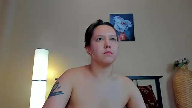 Mira_Karter Adlı Modelin Canlı XXX Sohbeti