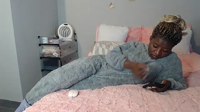 RICHMELANINE's Live XXX Chat