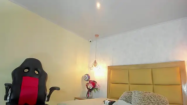 Chat XXX Live KEIMIRICCI