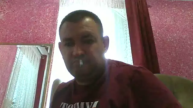 Chat +18 de Shailadiess ao vivo