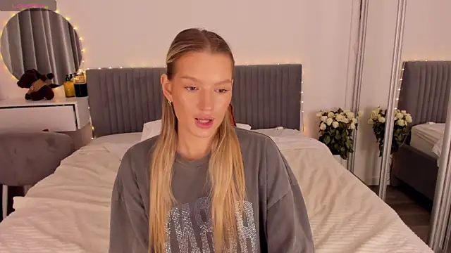 CassieRayss: онлайн-секс-чат