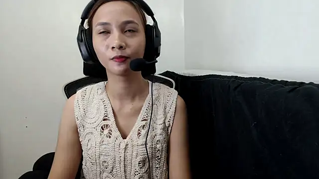 IvoryMadeiros' Live XXX Chat