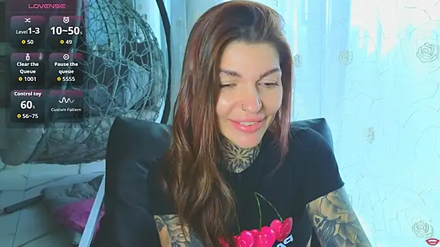 tattooedBabyy's Live XXX Chat