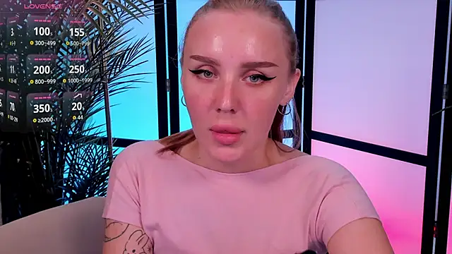 LianaFord Chat XXX live