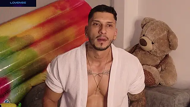 Seth_Vegaa – Naživo XXX chat