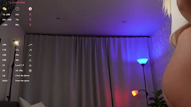 XXX chat uživo modela Good_Barbie