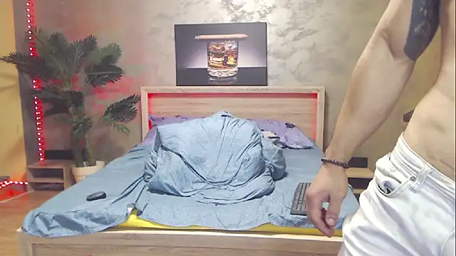 Tiberius_hunk 라이브 XXX 채팅