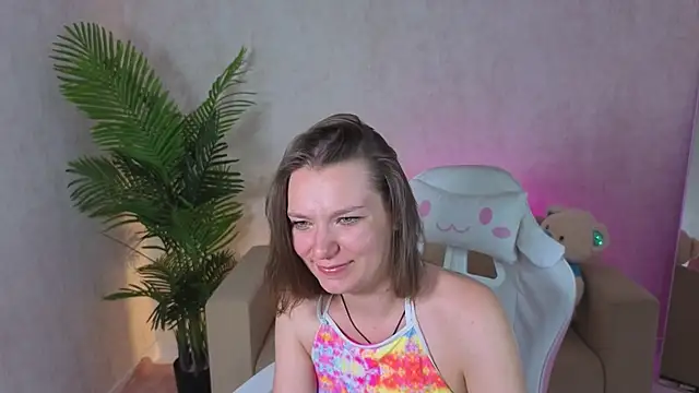 kira_hatti's Live XXX Chat