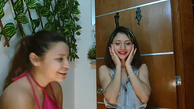 Chat XXX en directo de 3littles