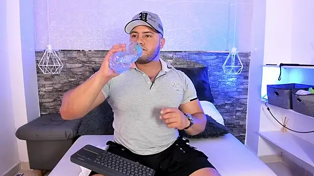 apolorusso Chat XXX in diretta