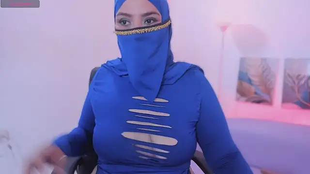 צ'אט XXX בשידור חי של yarasweett_