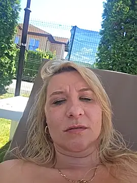 KaylinJan live XXX chat
