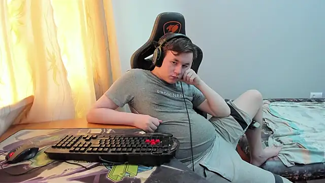 iliaskrislove's Live XXX Chat