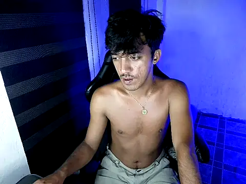 Živý XXX chat Spicy_RowyCam