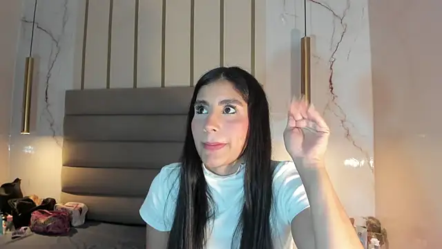 XXX chat uživo modela IsabelaStefano