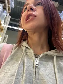 RosieSecret live XXX chat